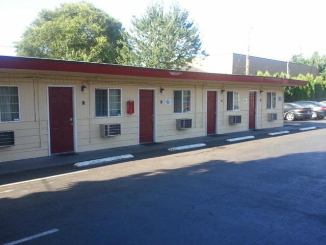Aaron Motel Portland Exterior photo